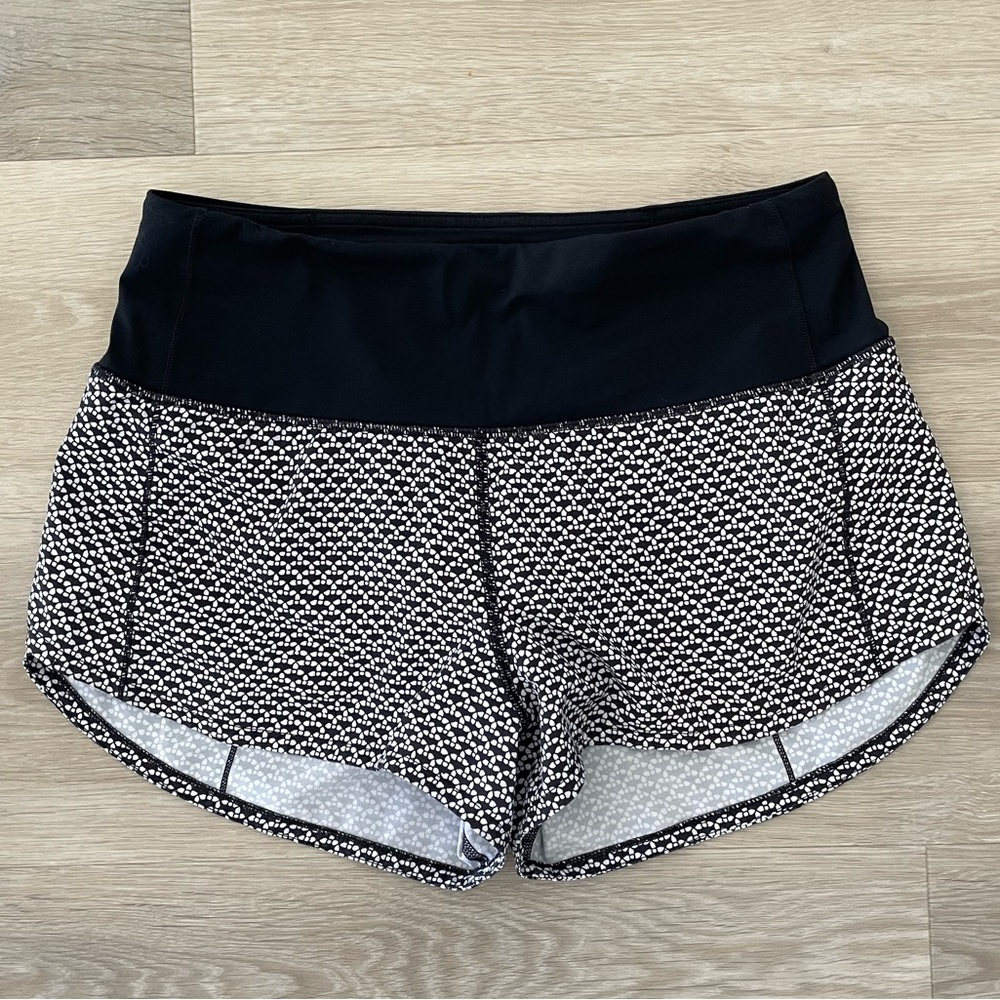 Lululemon Size 6 Run Times Shorts 4 Way Stretch